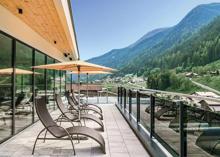 Active Nature Seemount ****superior 4* See