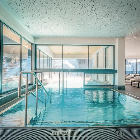 Active Nature Seemount ****superior 4*